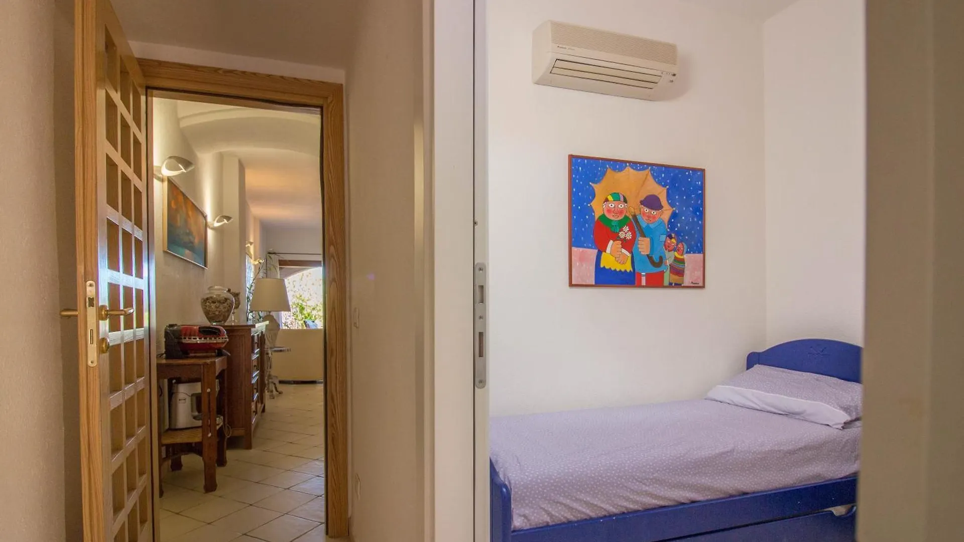 Costa Corallina Handsome Flat W/Terrace Near Beach
